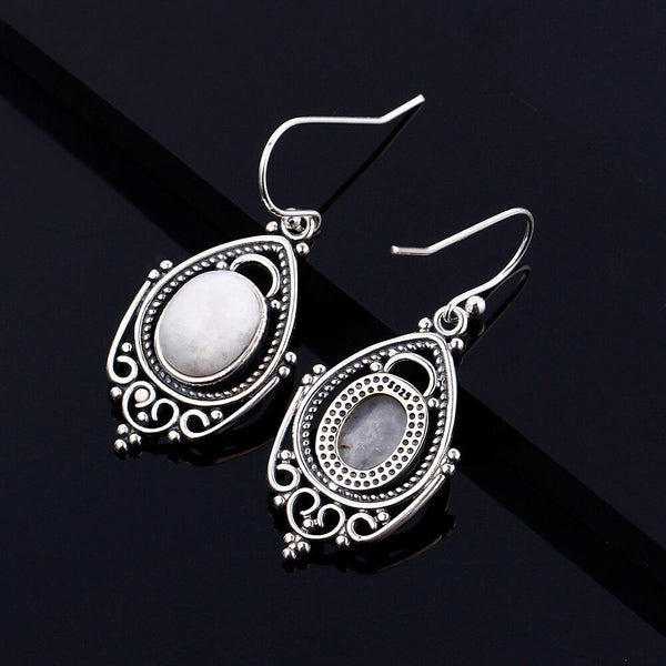 Moonstone necklace + earrings